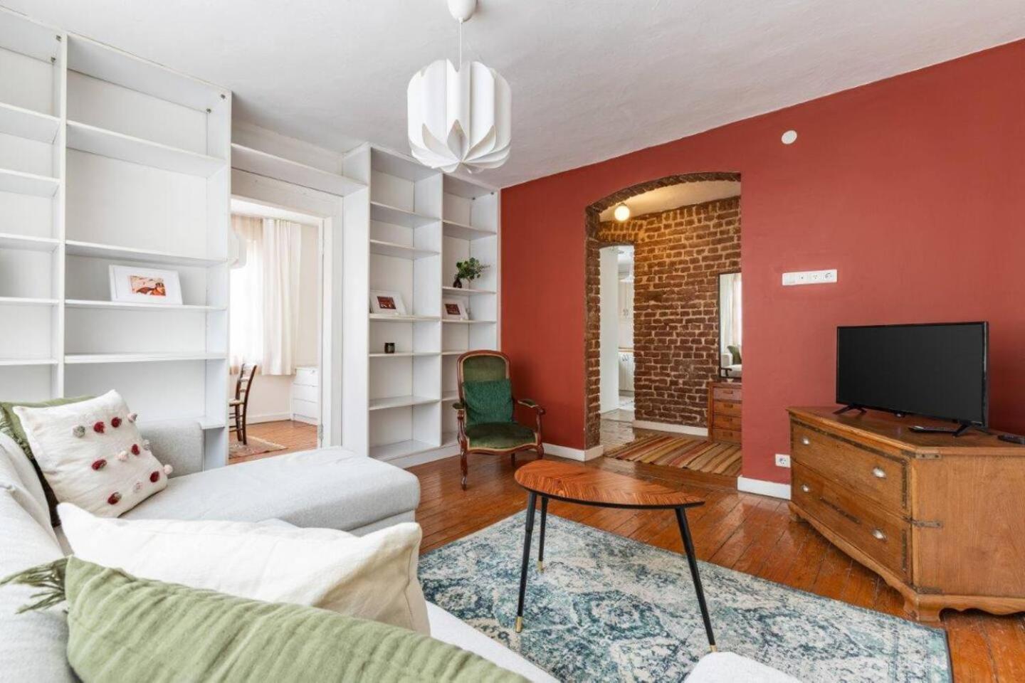 Gorgeous Cozy Bright 1bd Pad! #350 Apartment Istanbul