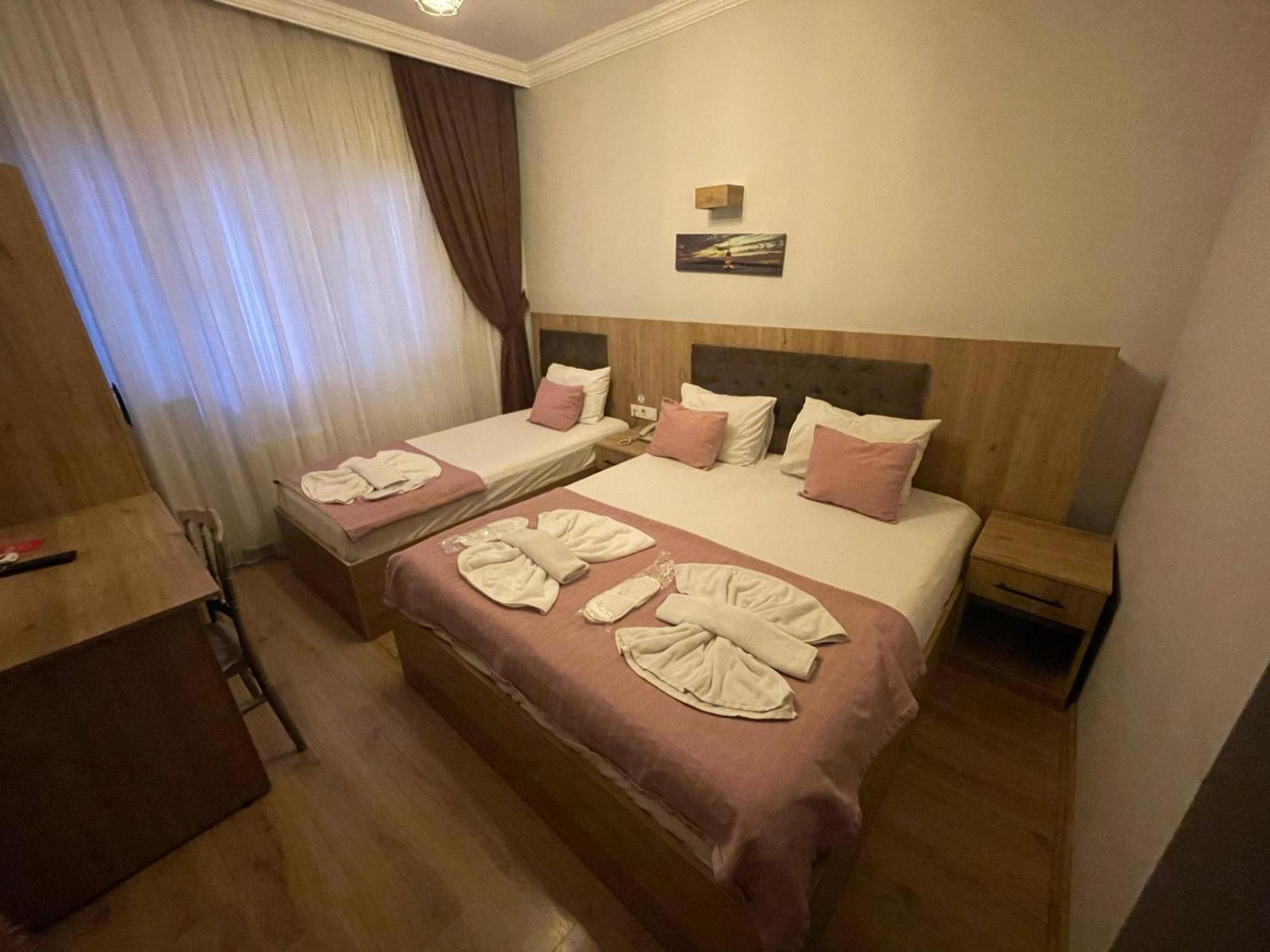 Grey House - Historical Peninsula Hotel 3*