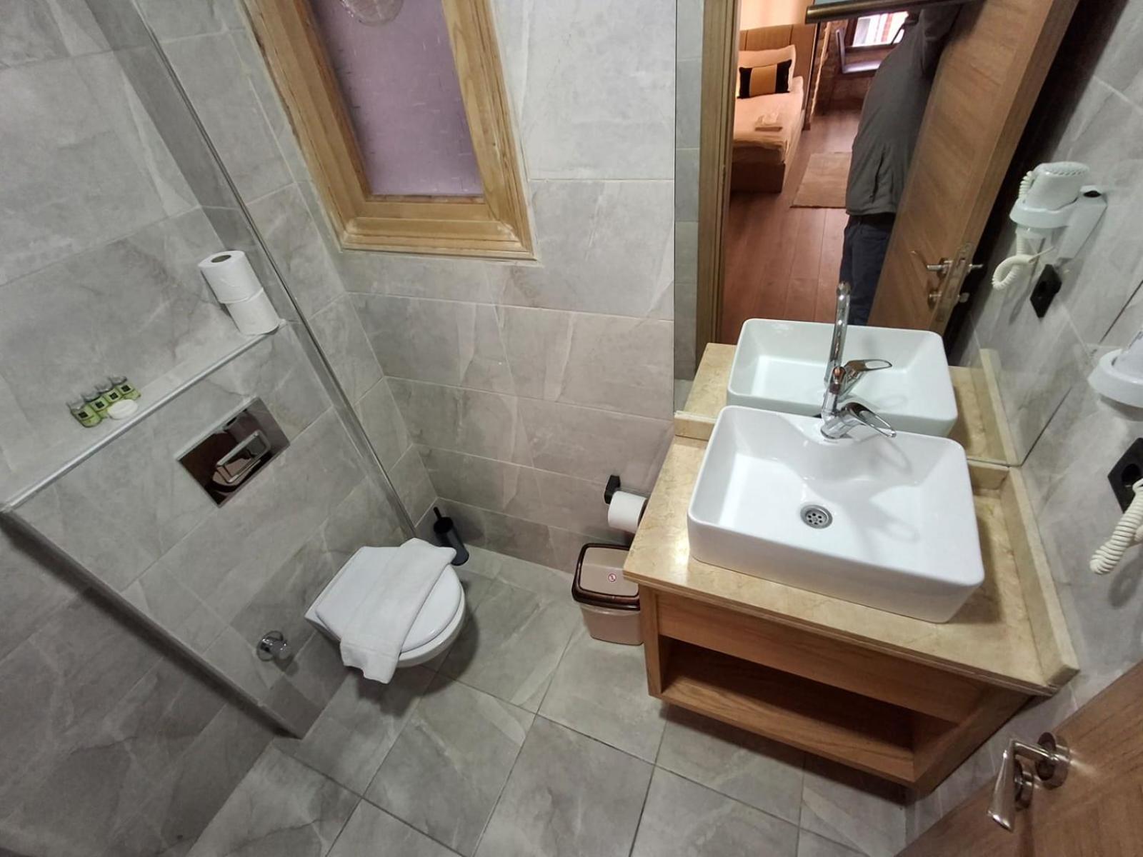Hotel Besiktas Guest