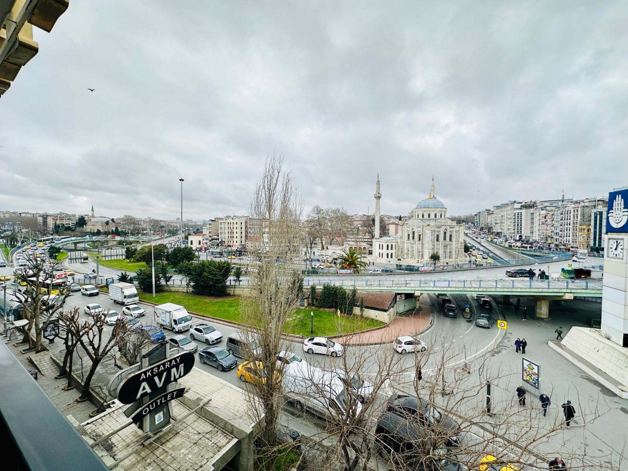 Midpoint Istanbul