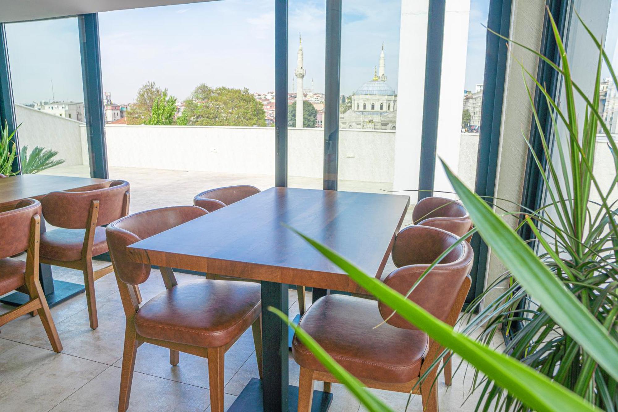 Hotel Midpoint Istanbul
