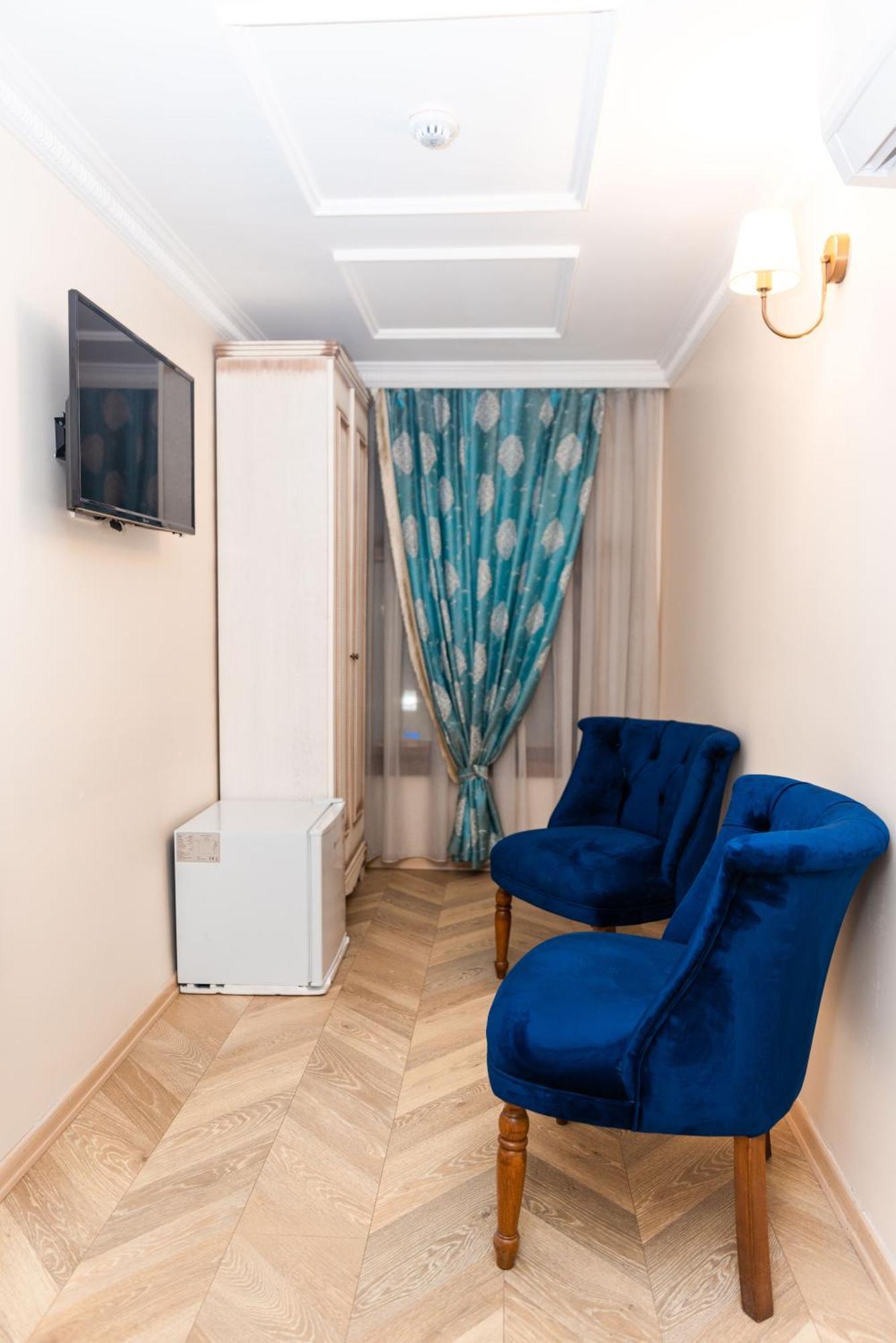 Mirapartotel Hotel *