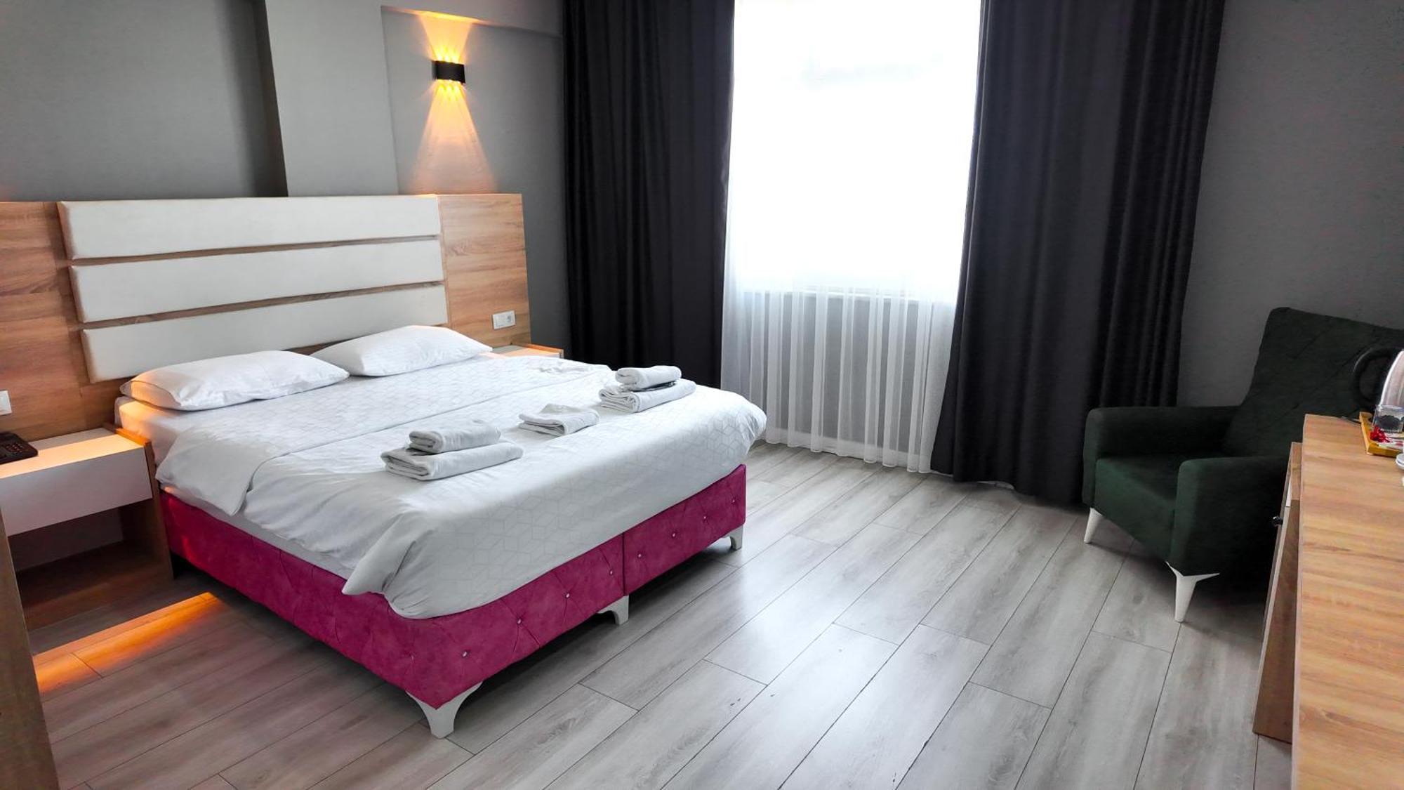 Hotel Rio's Airport 4*