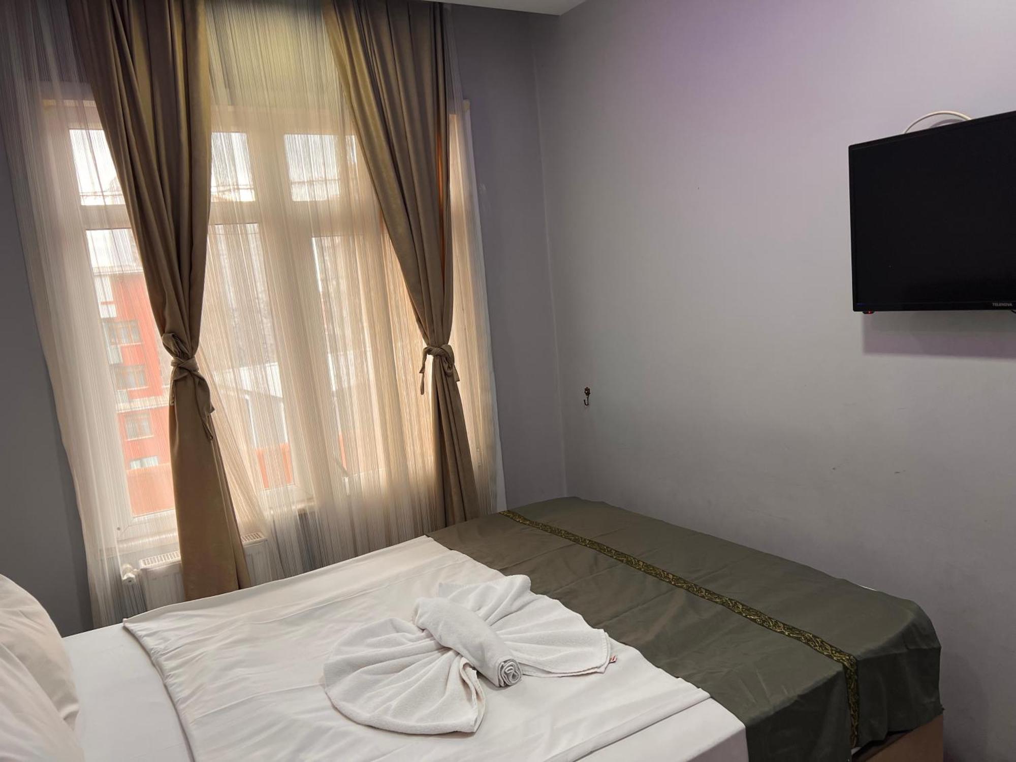 Grand Sami Hotel *