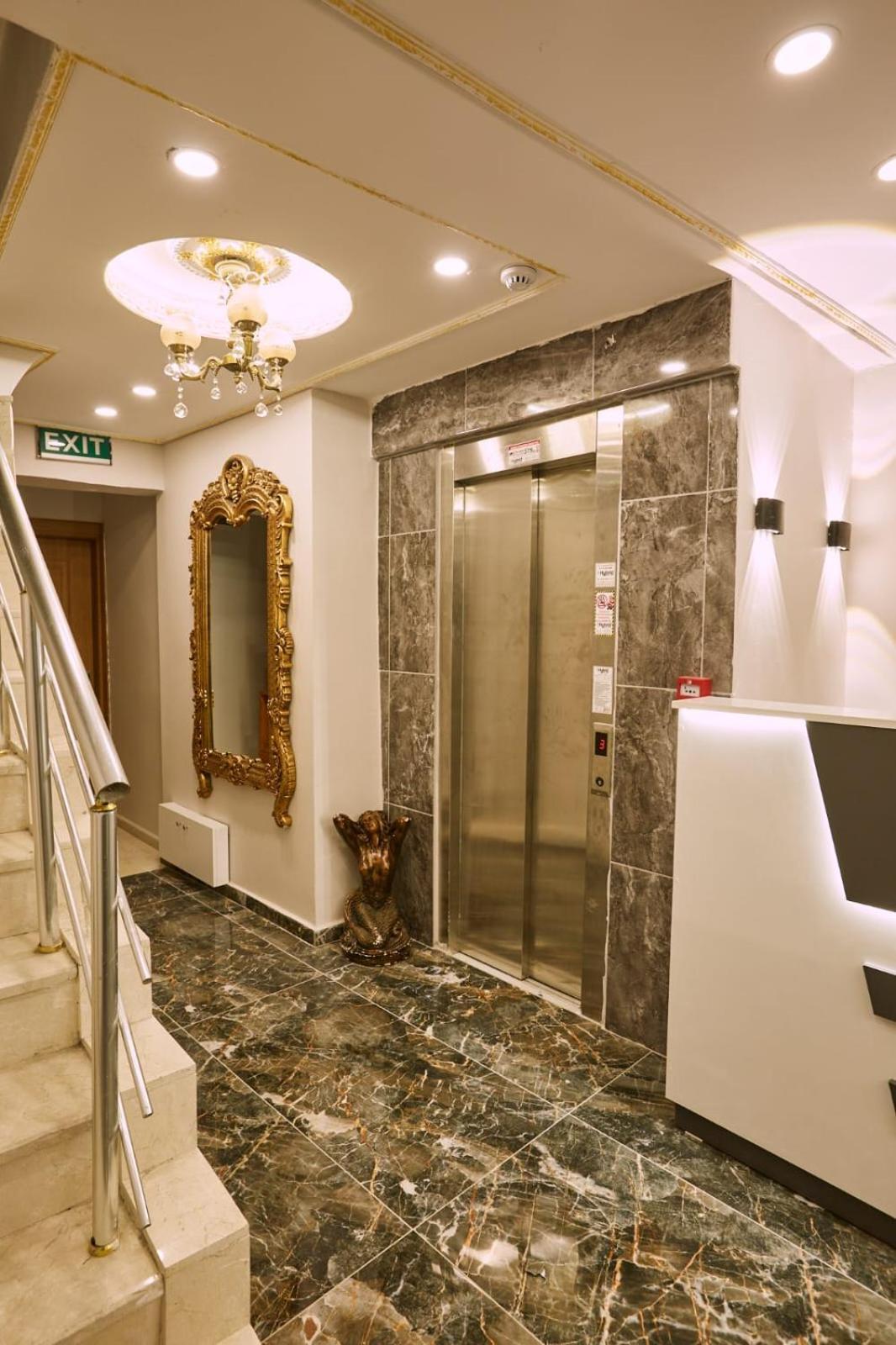 Sabina Near Grand Bazaar, Center Hotel 3*