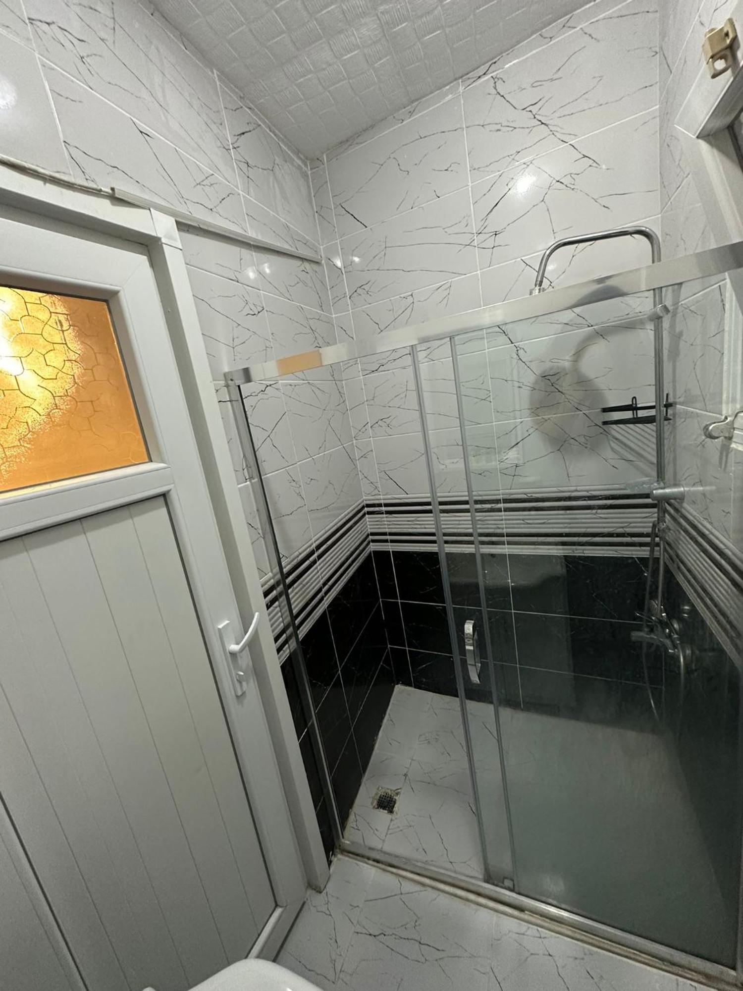 Immor Hotel *