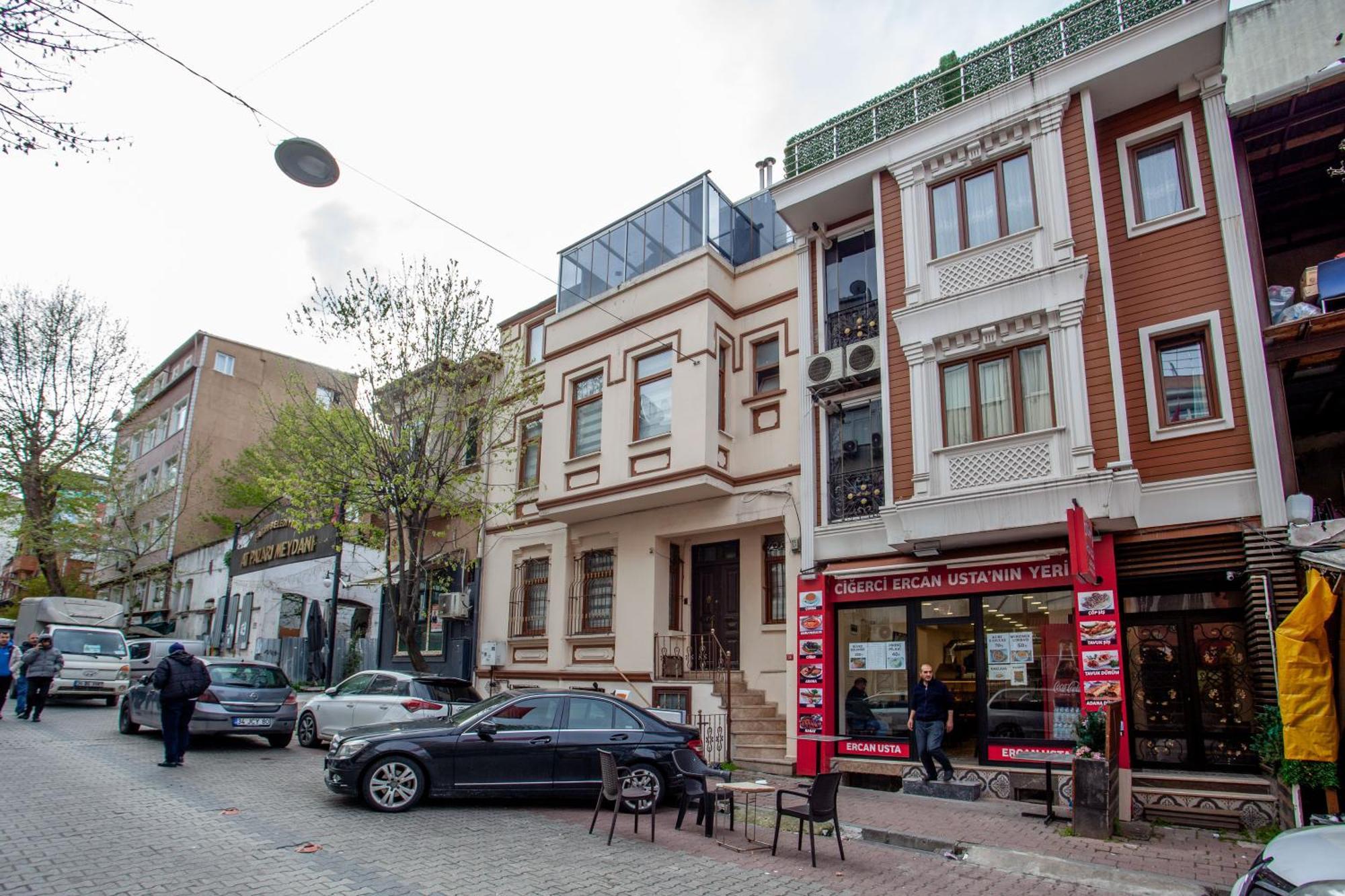 Apartment Mutlu Flat *