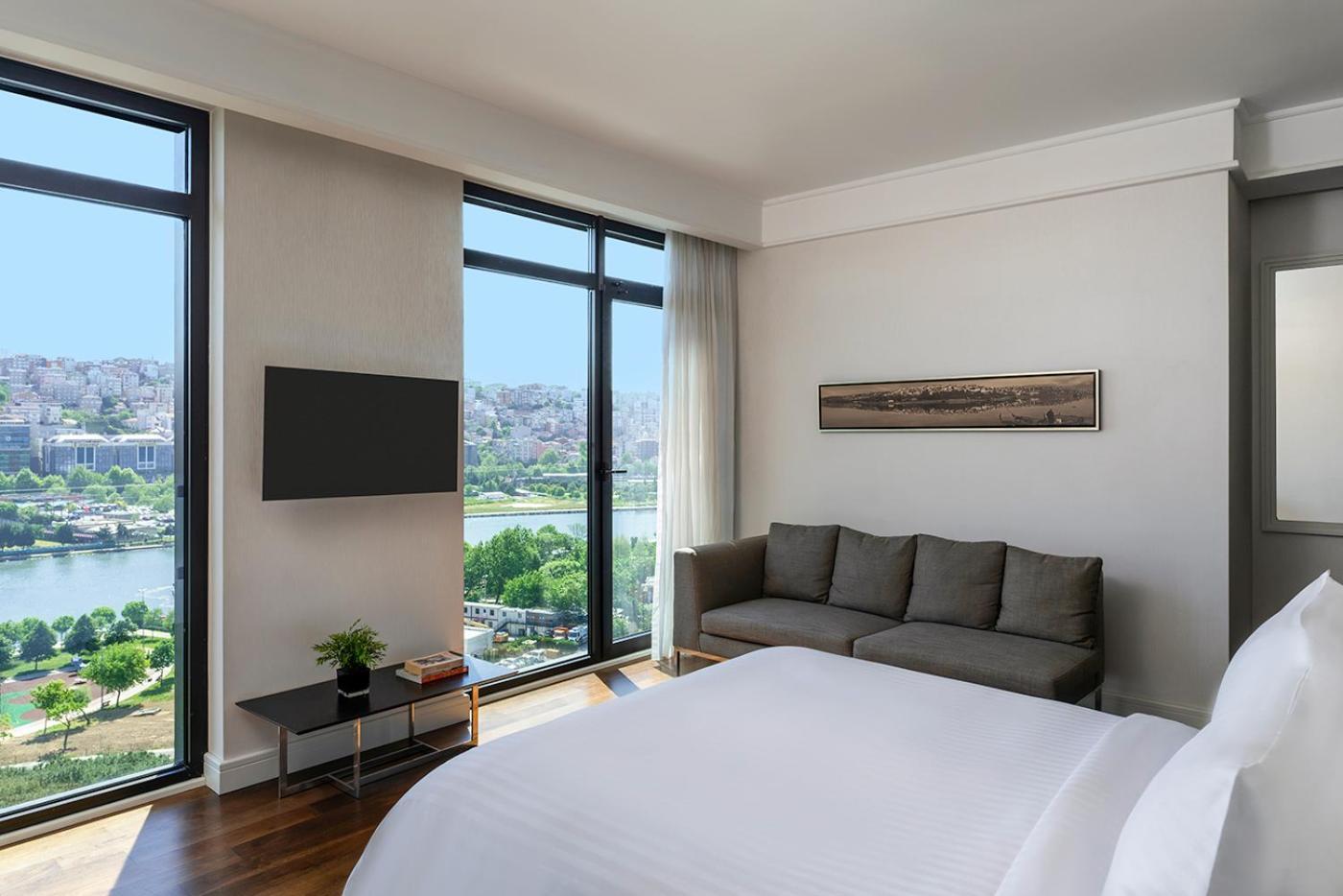 Moevenpick Golden Horn 5*