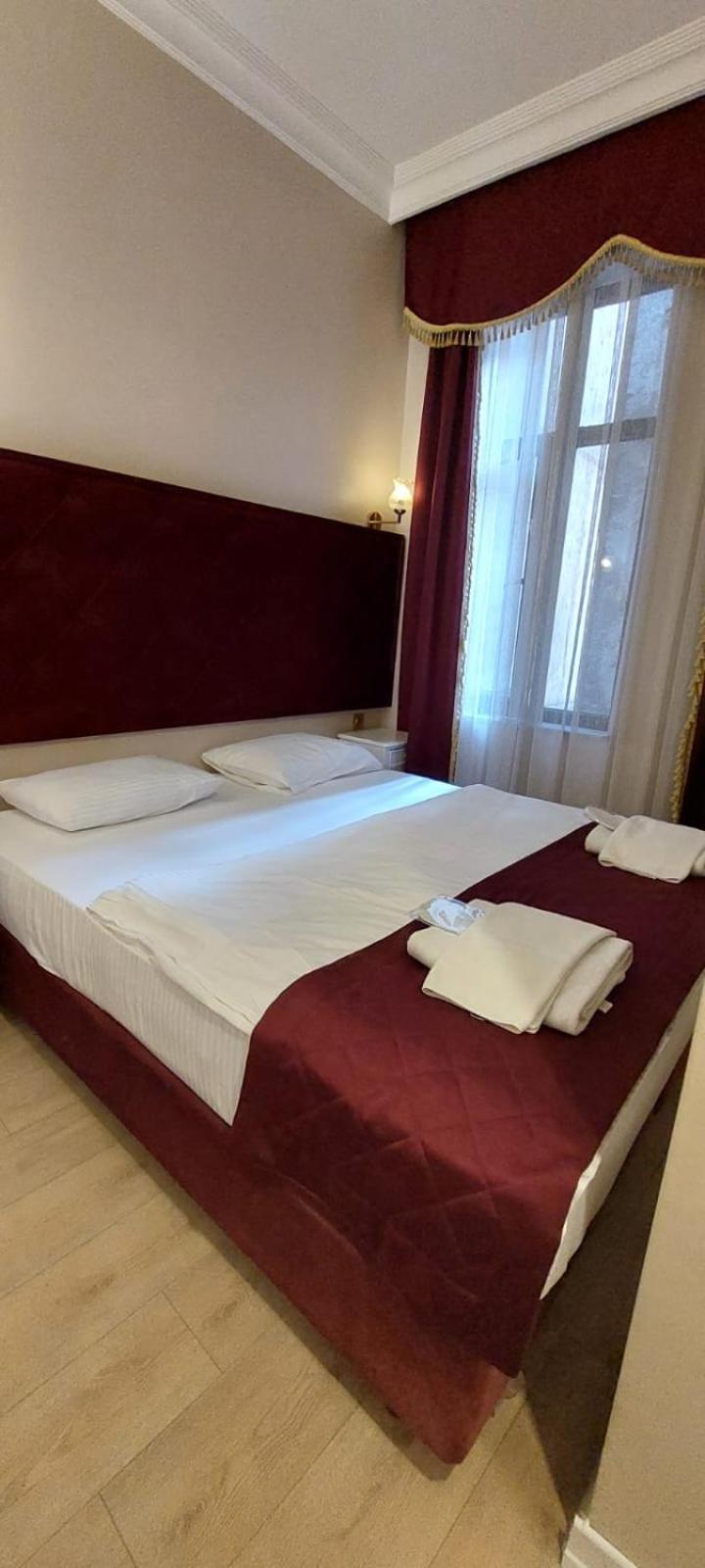 Boss To Taksim Istanbul