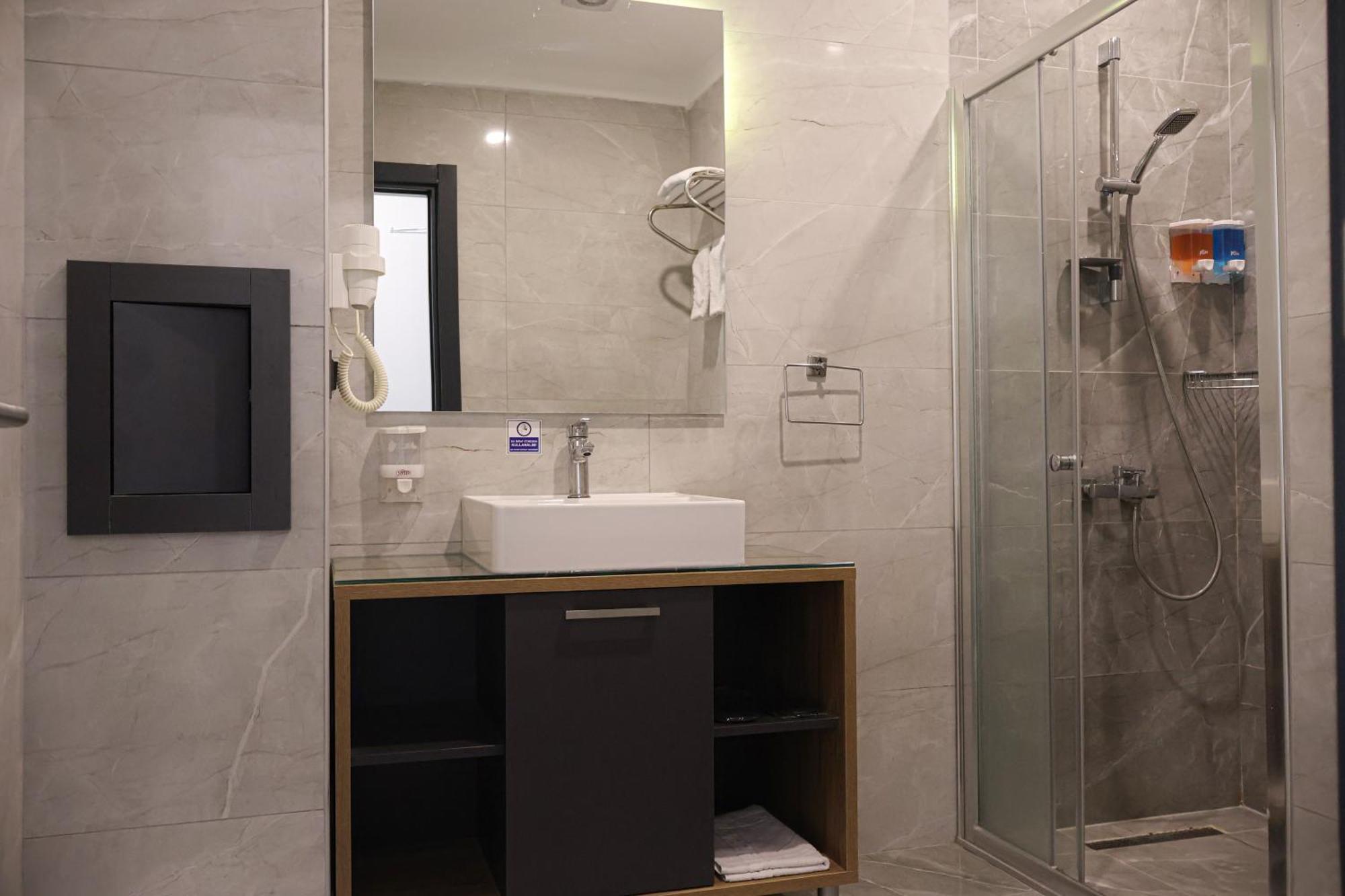 Home Plus Hotel