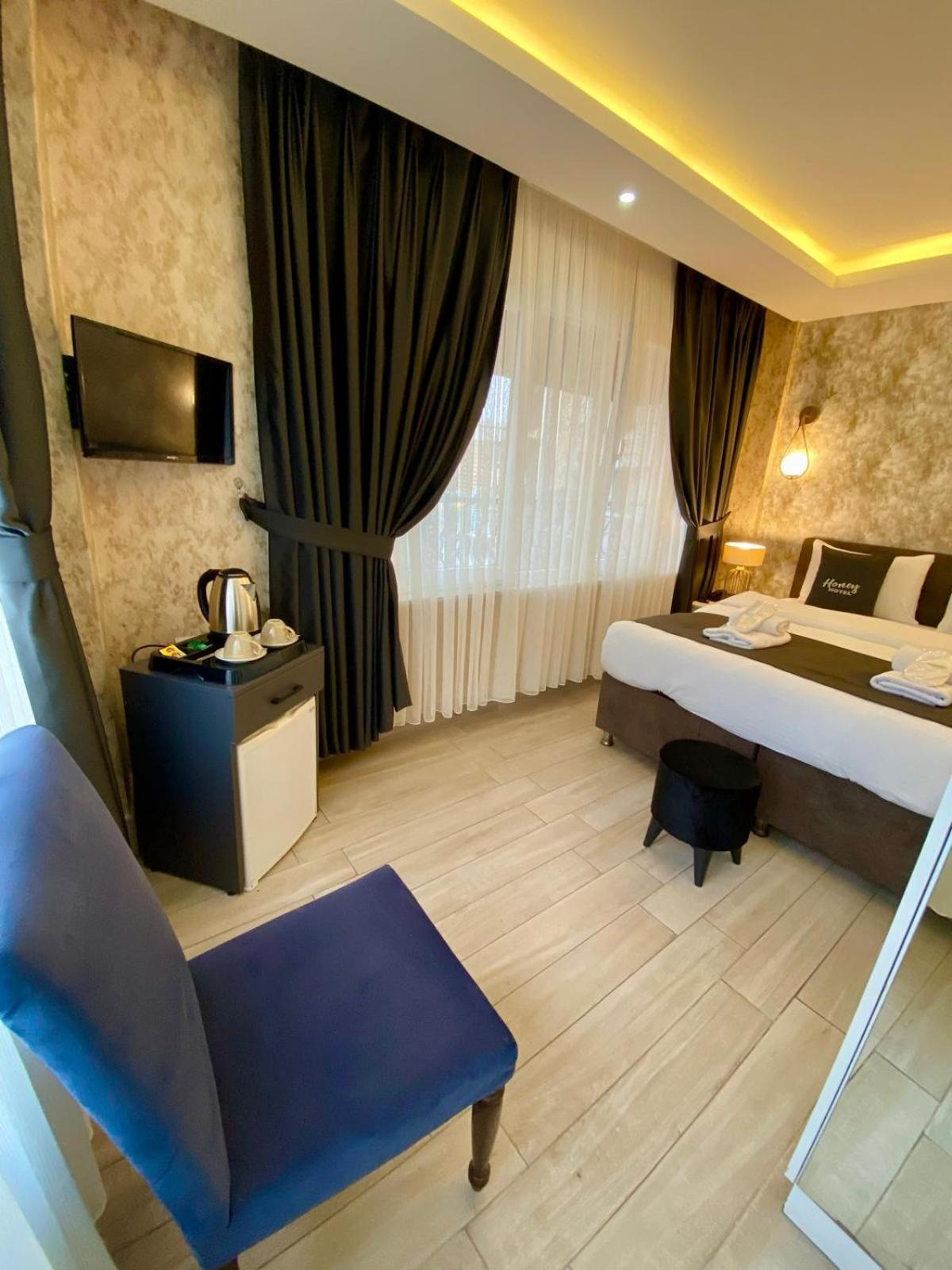 Hotel Honey 3*