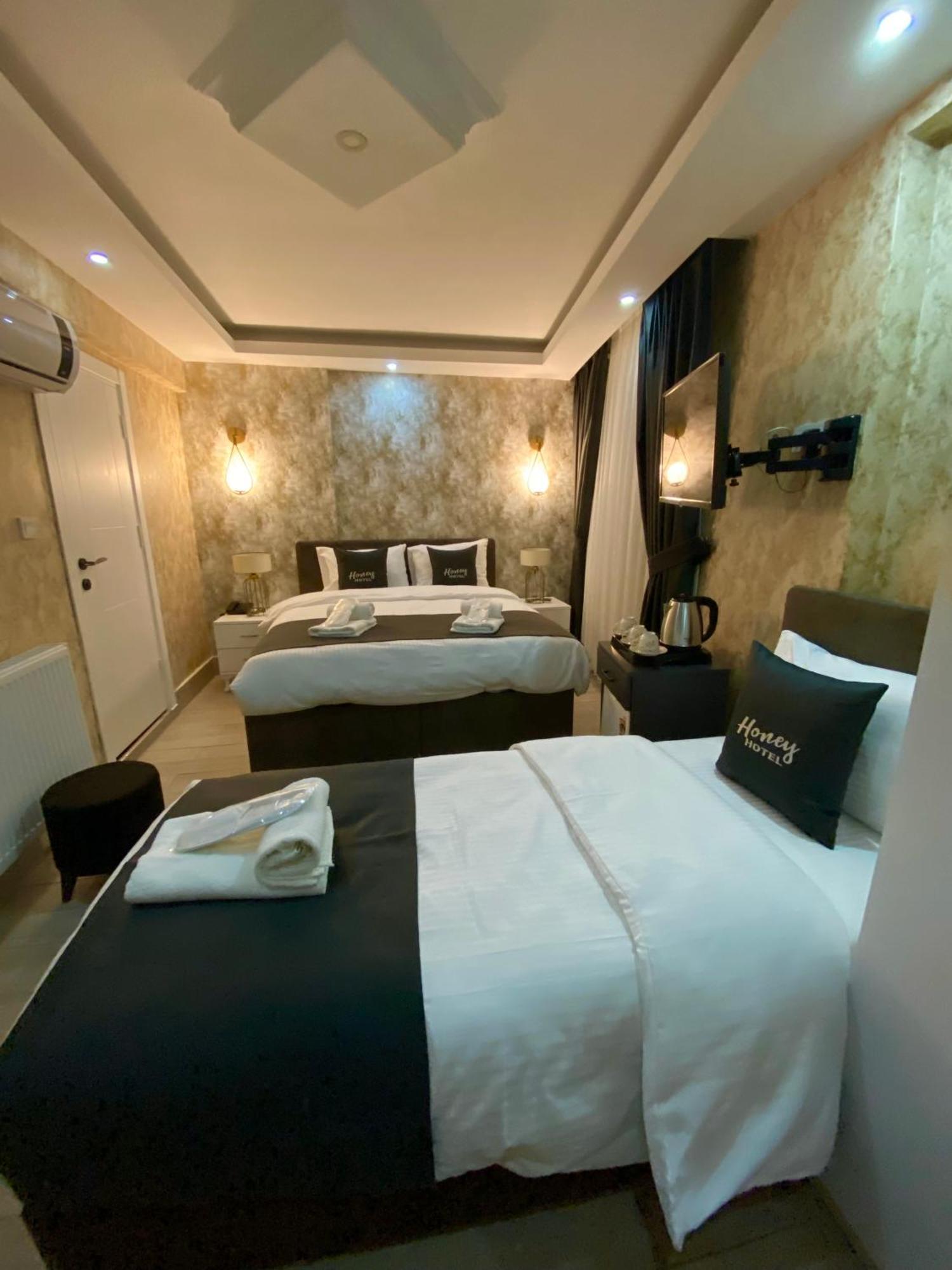 Hotel Honey 3*