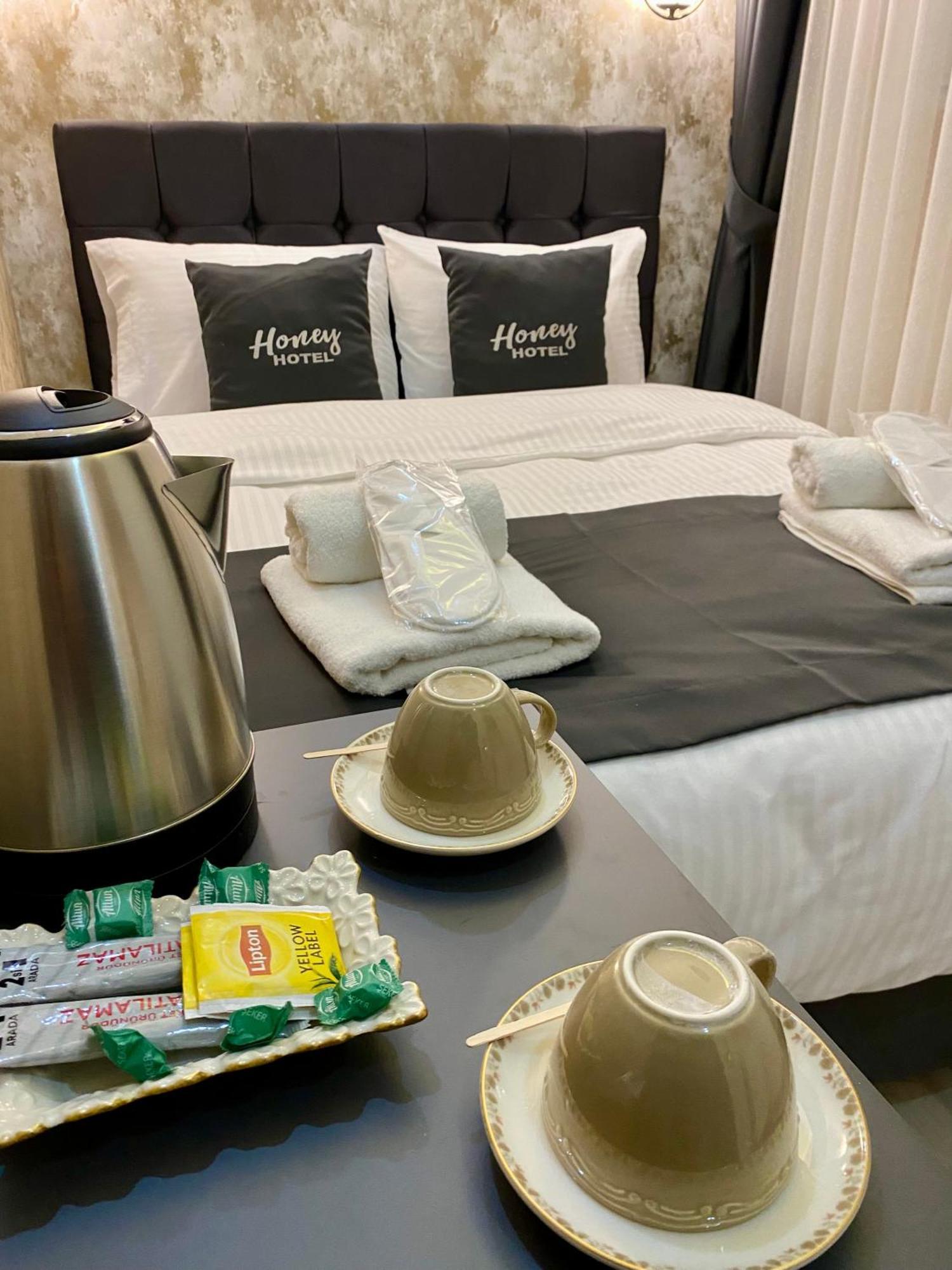 Hotel Honey 3*