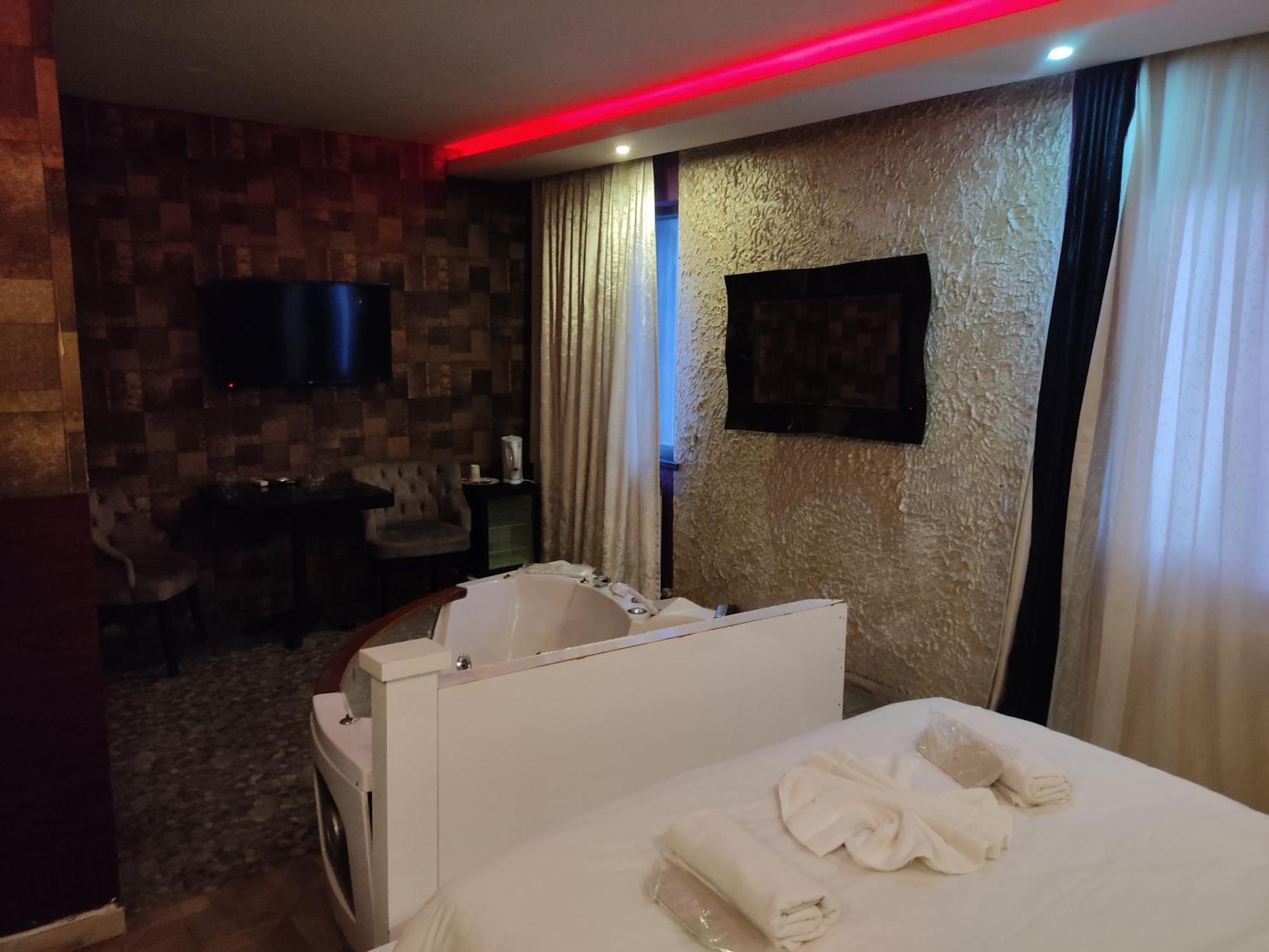 Ag & Sisli 3*