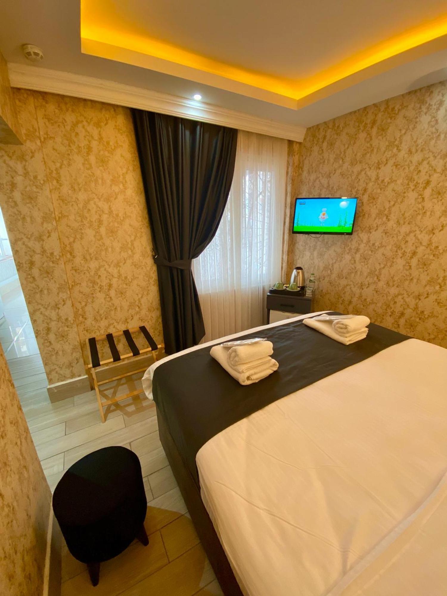 Honey Hotel 3*