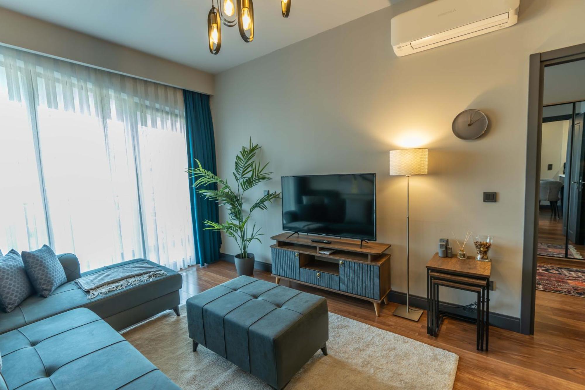Apartment With Premium Amenities