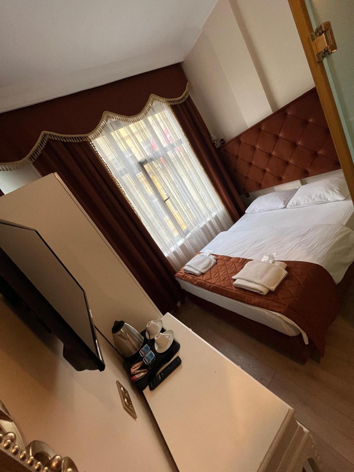 Hotel Boss To Taksim Istanbul