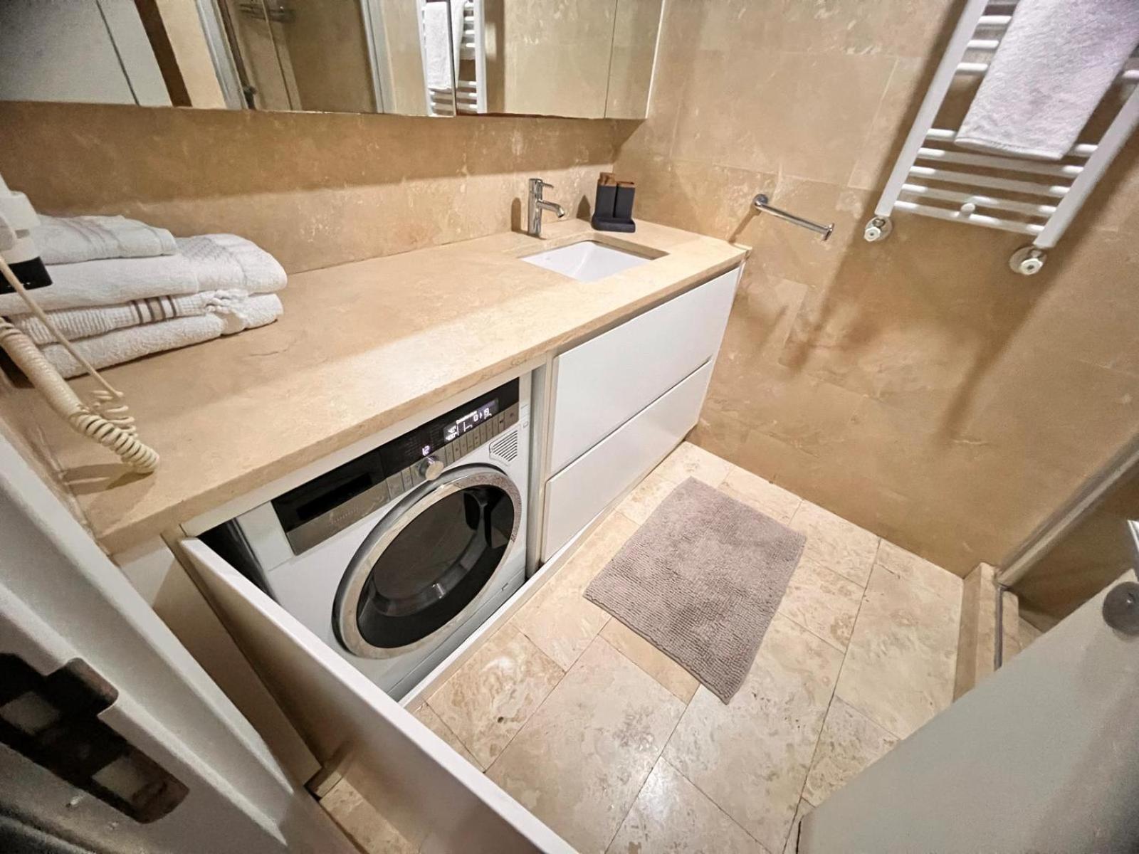 Apartment Divan - Guenesli Near Atakoey Metro Station *