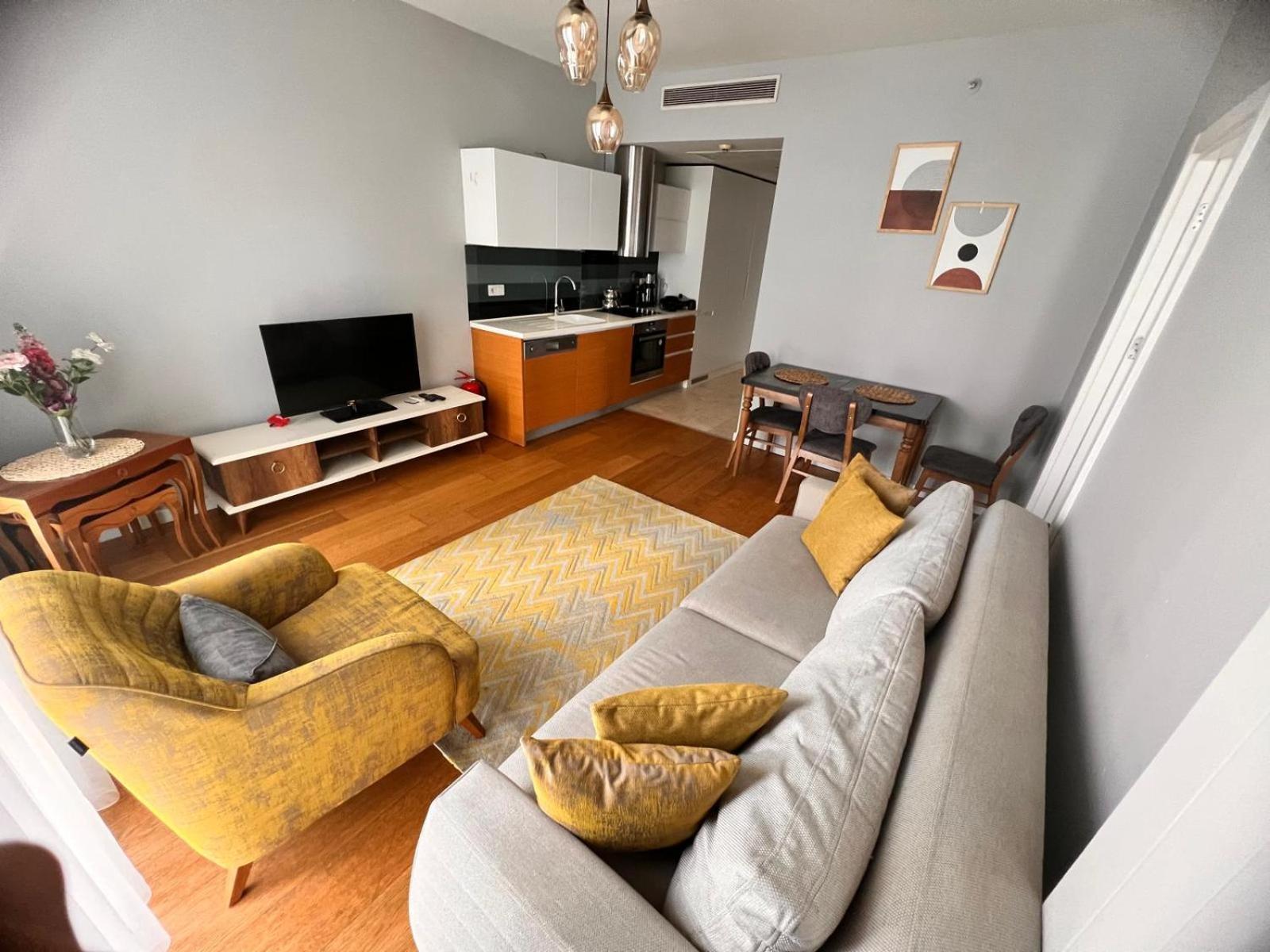 Apartment Divan - Guenesli Near Atakoey Metro Station Istanbul