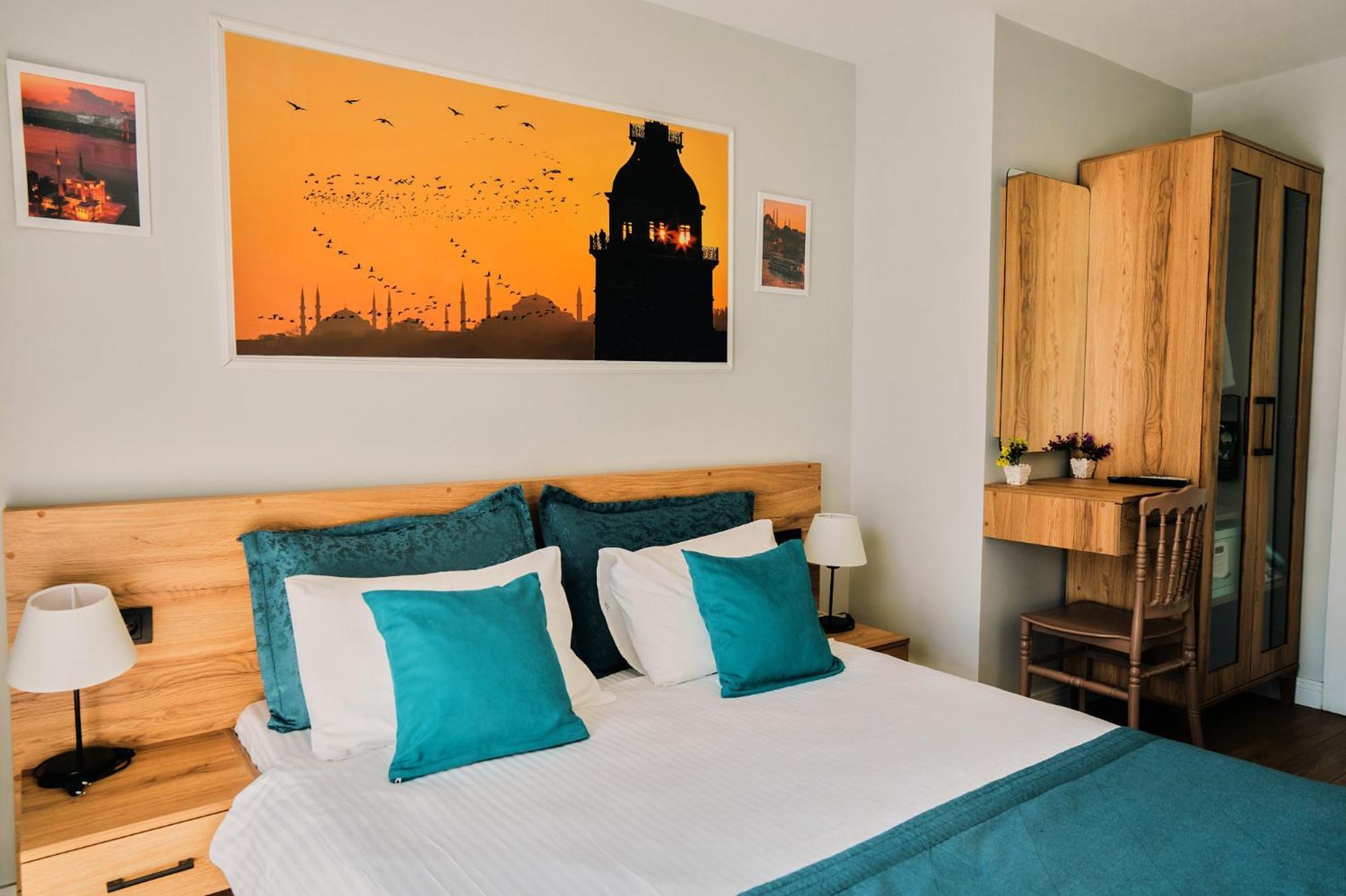 Taksim Santa Lucia Hotel *