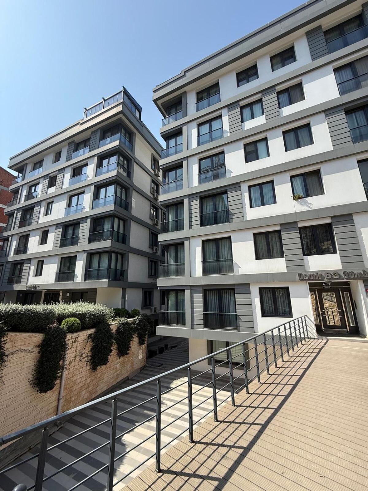 In Besiktas Apartment