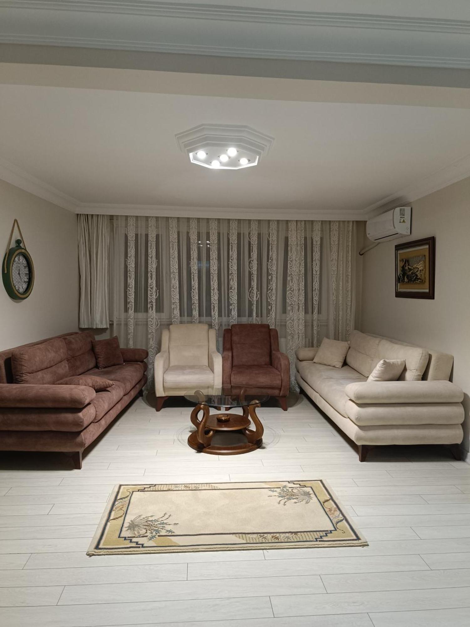 Apartment Family House *