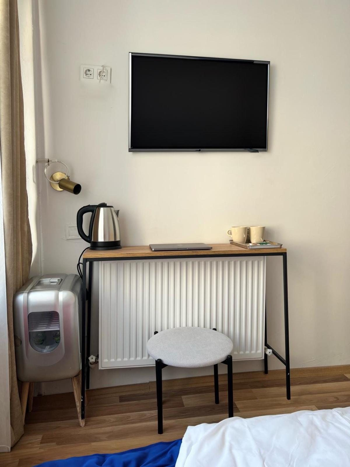 5 Bedroom 5 Bathroom, Newly Renovated At The Heart Of The Villa Istanbul