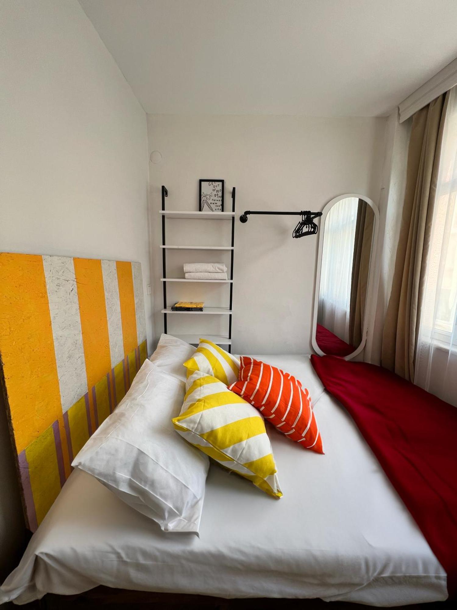 5 Bedroom 5 Bathroom, Newly Renovated At The Heart Of The Villa *