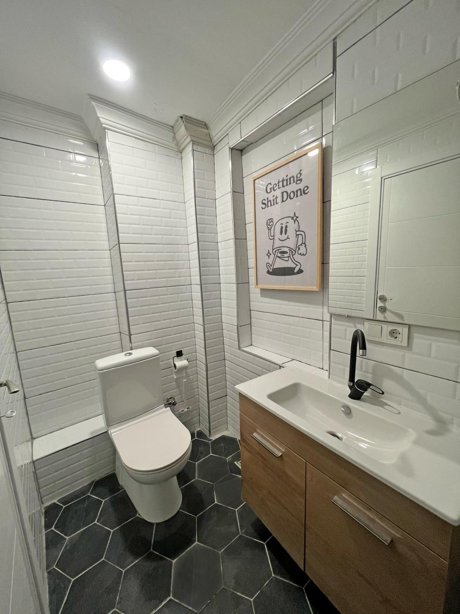 5 Bedroom 5 Bathroom, Newly Renovated At The Heart Of The Villa Istanbul