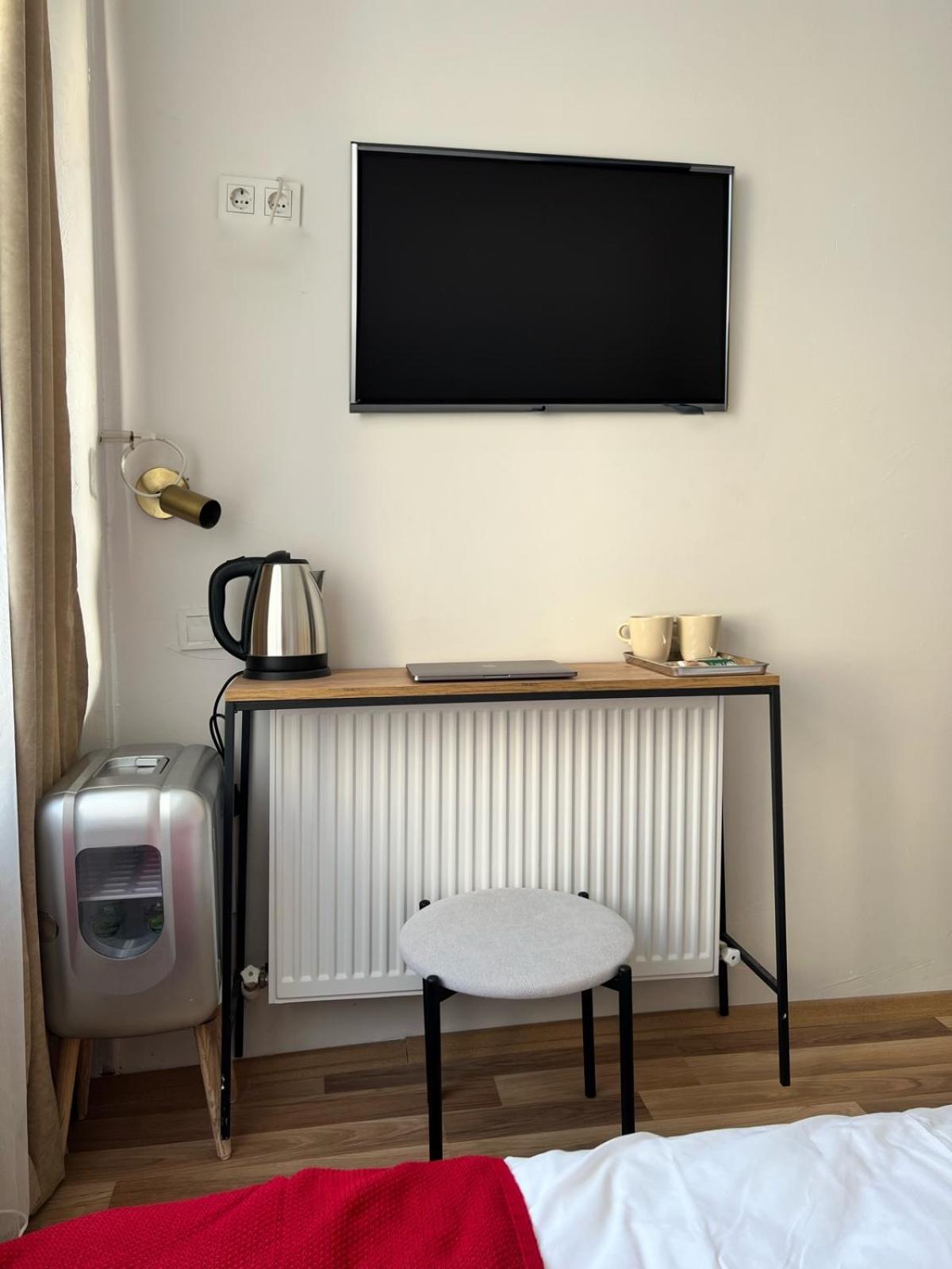 5 Bedroom 5 Bathroom, Newly Renovated At The Heart Of The * Istanbul