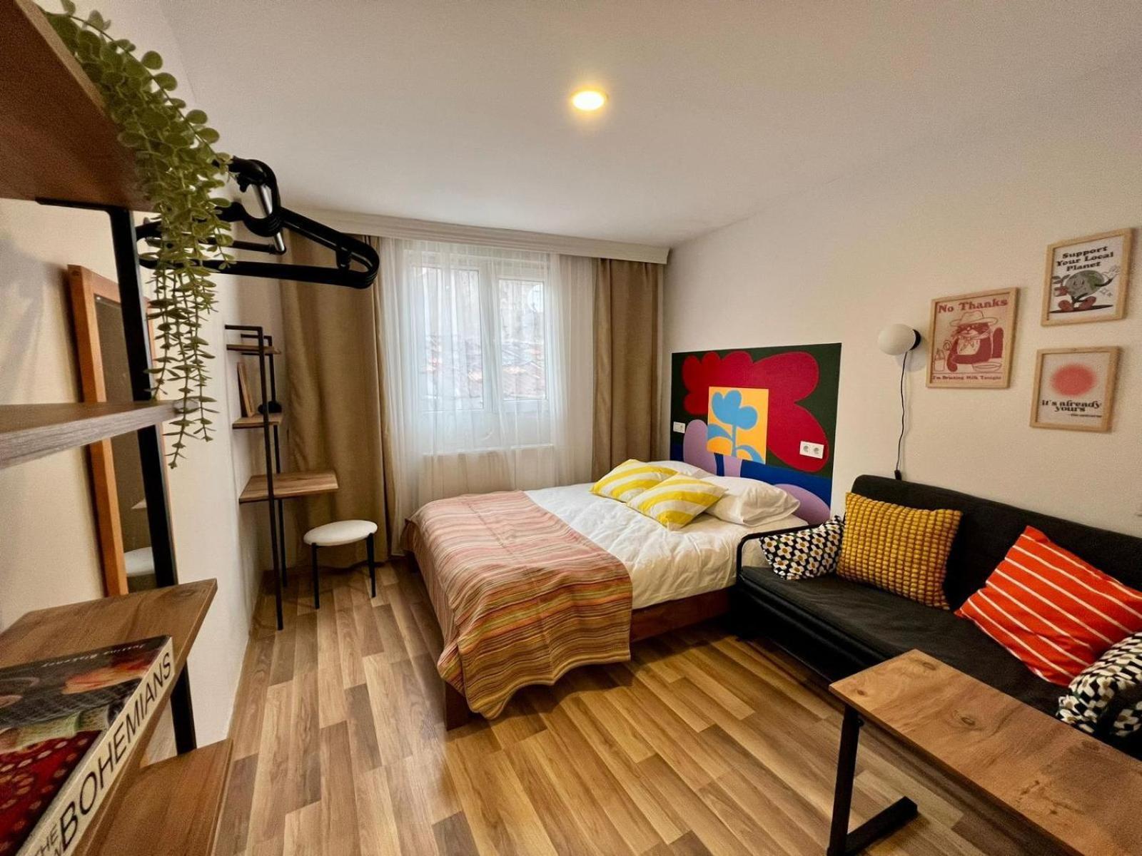5 Bedroom 5 Bathroom, Newly Renovated At The Heart Of The Villa Istanbul
