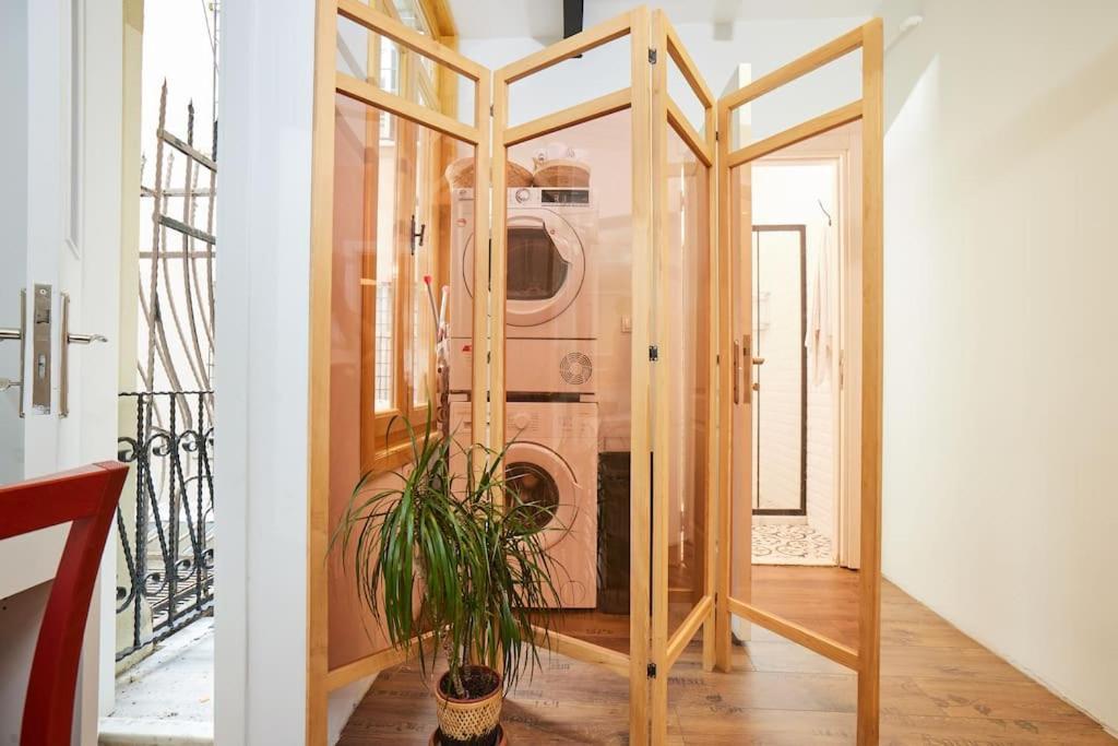 Stunning 2br 1 Min Metro&galata Istanbul