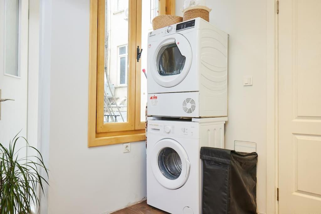 Stunning 2br 1 Min Metro&galata