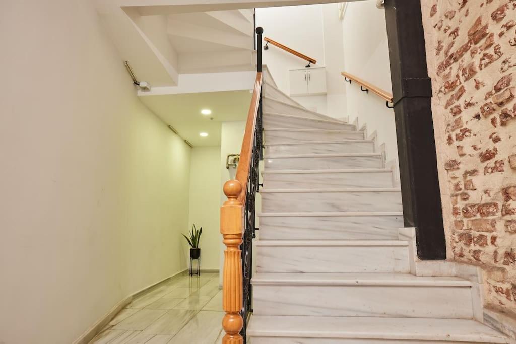 Stunning 2br 1 Min Metro&galata Istanbul
