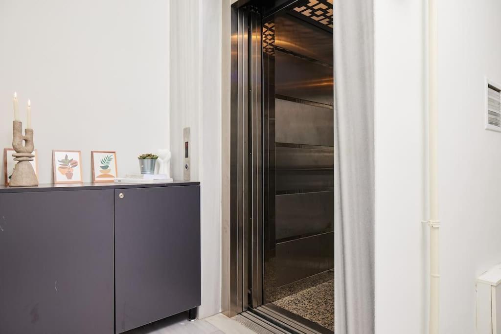 Stunning 2br 1 Min Metro&galata Apartment