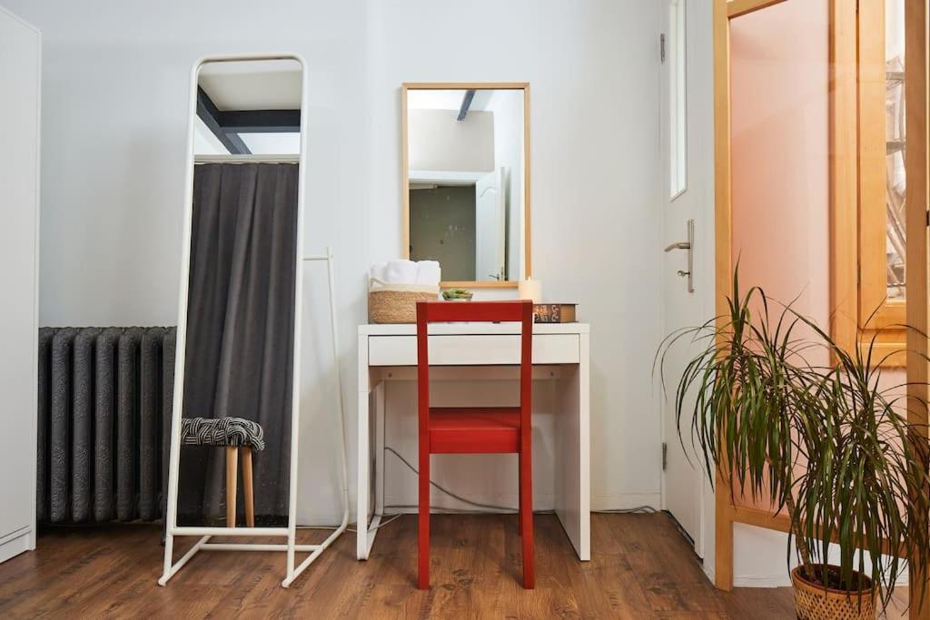 Stunning 2br 1 Min Metro&galata Apartment *