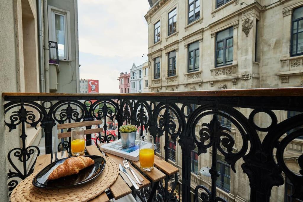 Stunning 2br 1 Min Metro&galata Apartamento Istambul