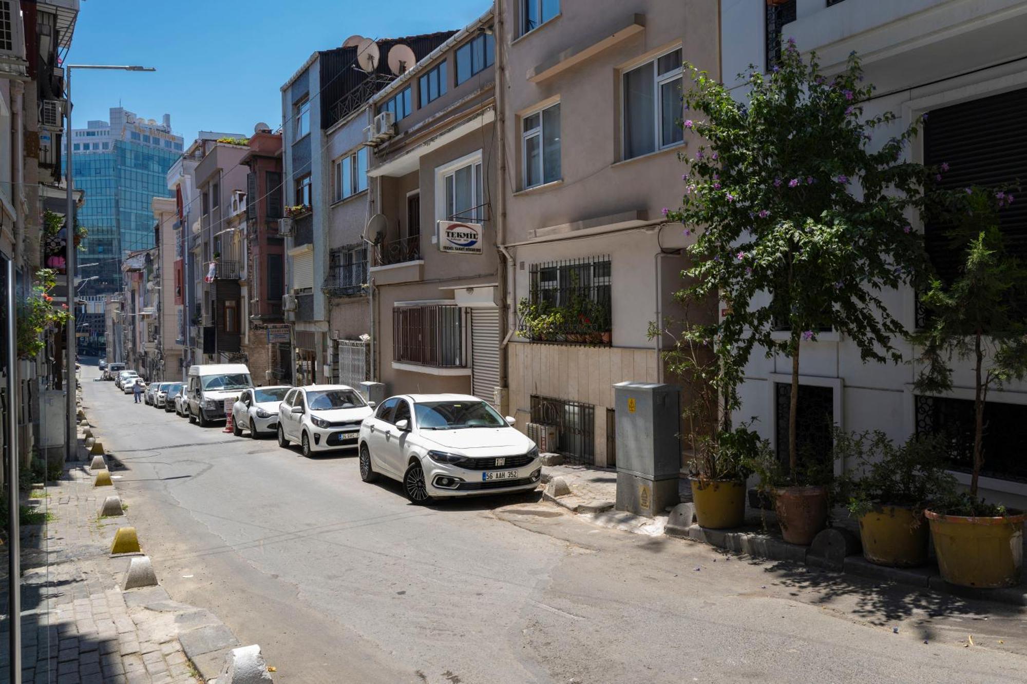Hatem's House In Taksim * Istanbul