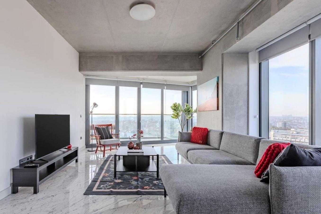 Daire Beautiful Elegant 1bd Private Terrace Gem! #333