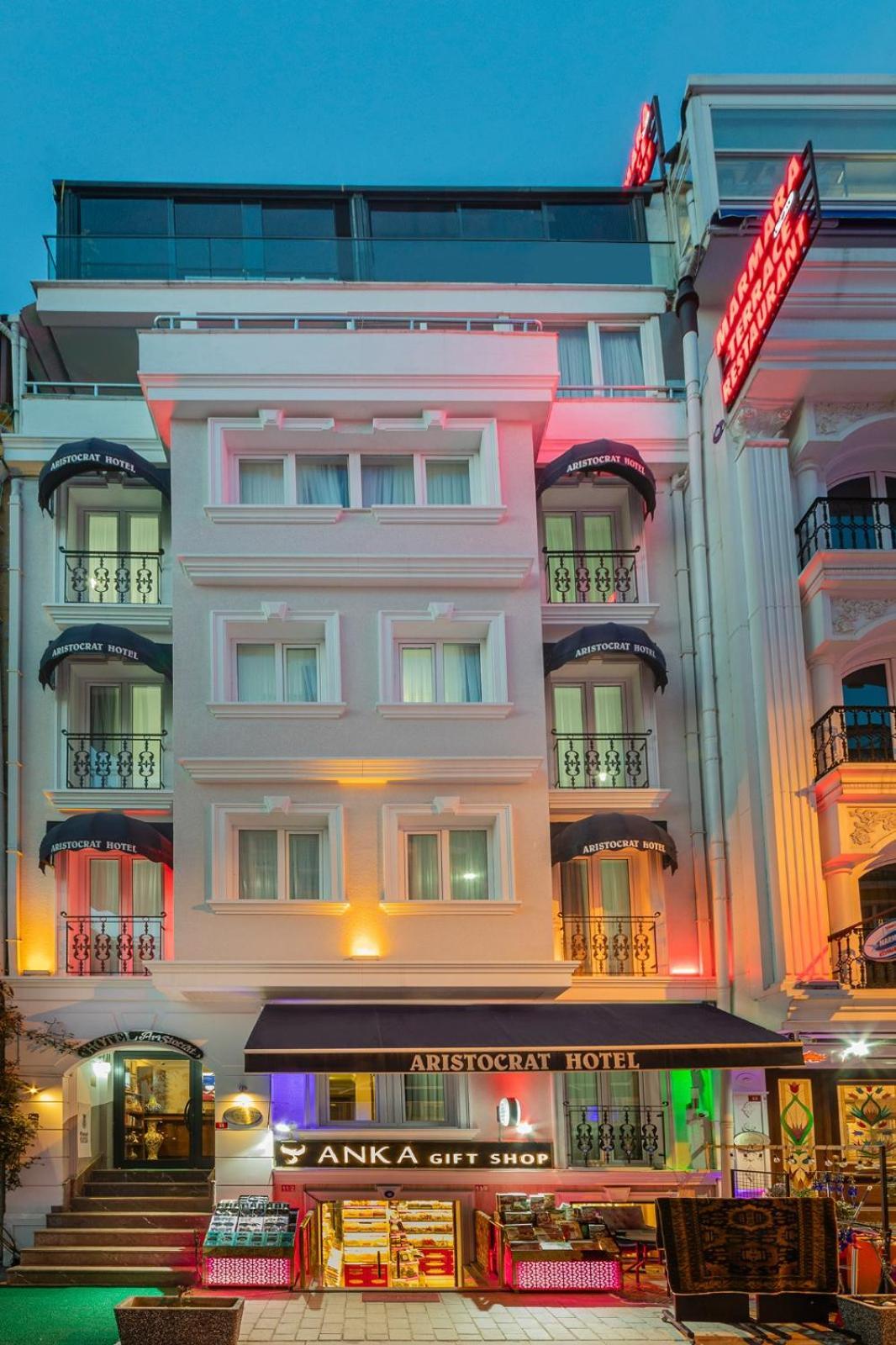 Hotel Aristocrat