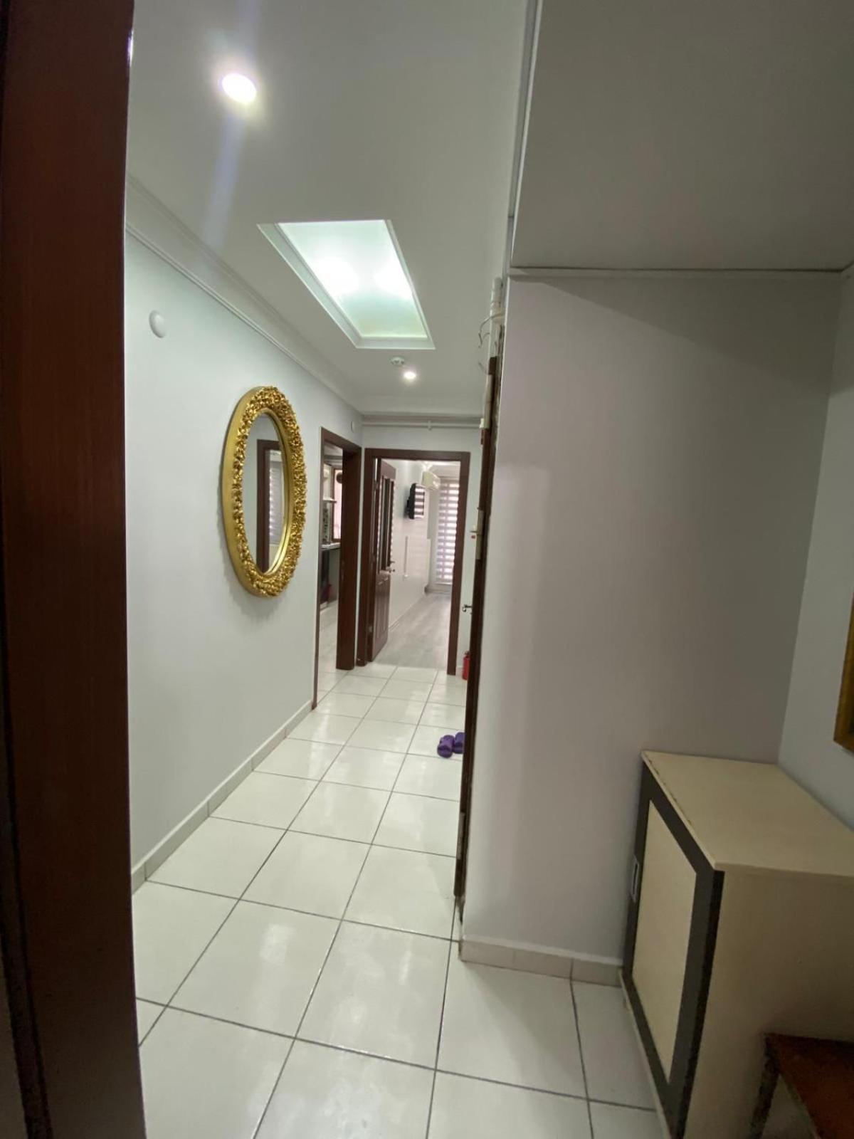 Isra 2 Apartment