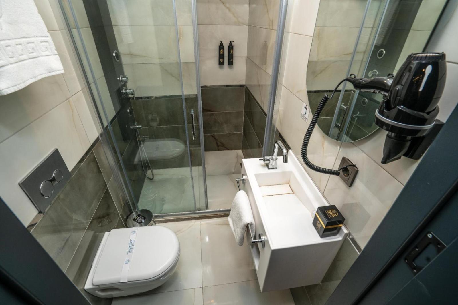 Hotel 216 Silver 3*