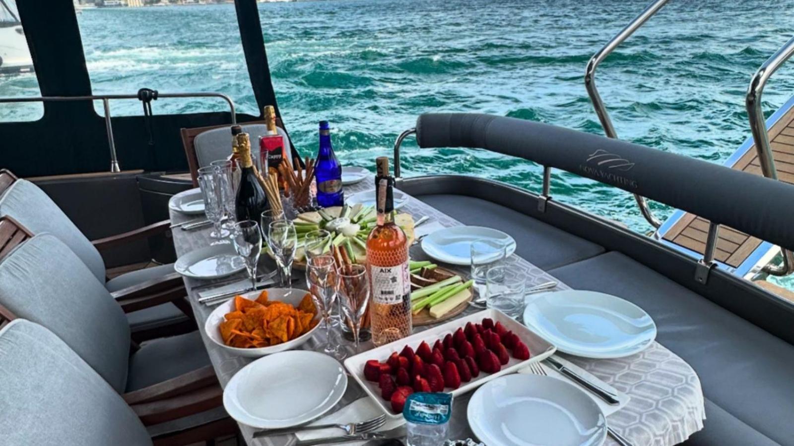 Nova Yachting Botel