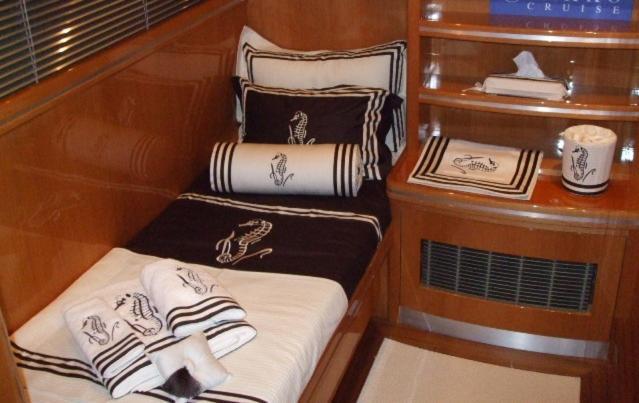 Botel Nova Yachting