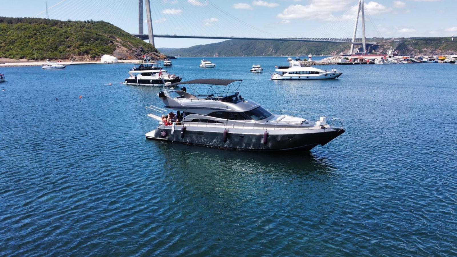 Botel Nova Yachting *