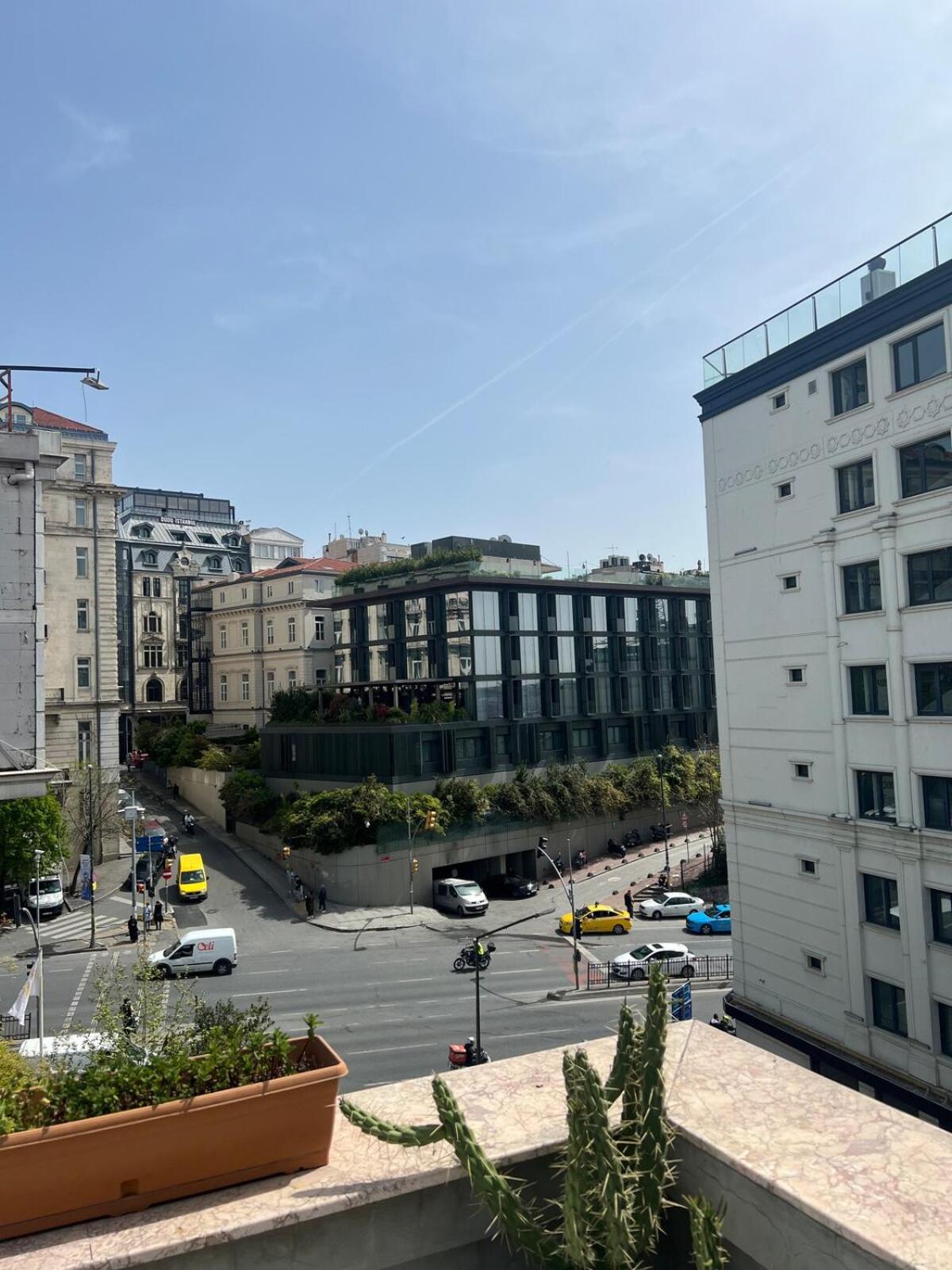 K&y Taksim Rooftop Apartment