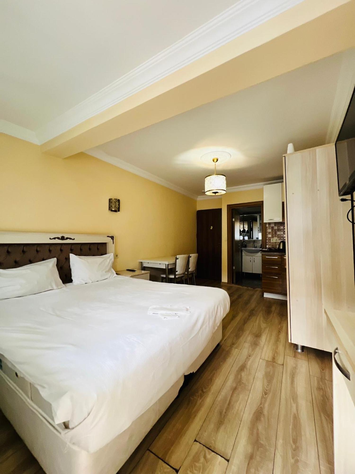Amida&nurayhousehotel *