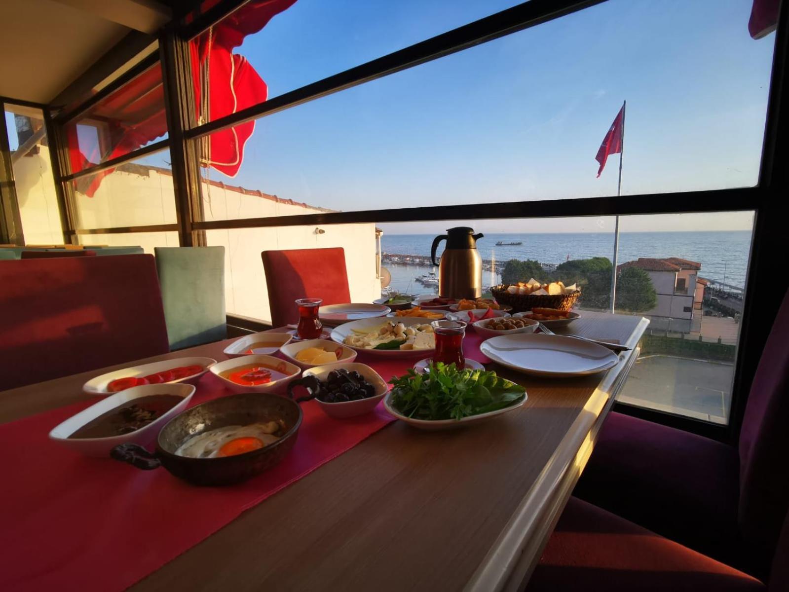 Asim Ve Nurhan Kocabiyik Oegretmenevi Hotel Istambul