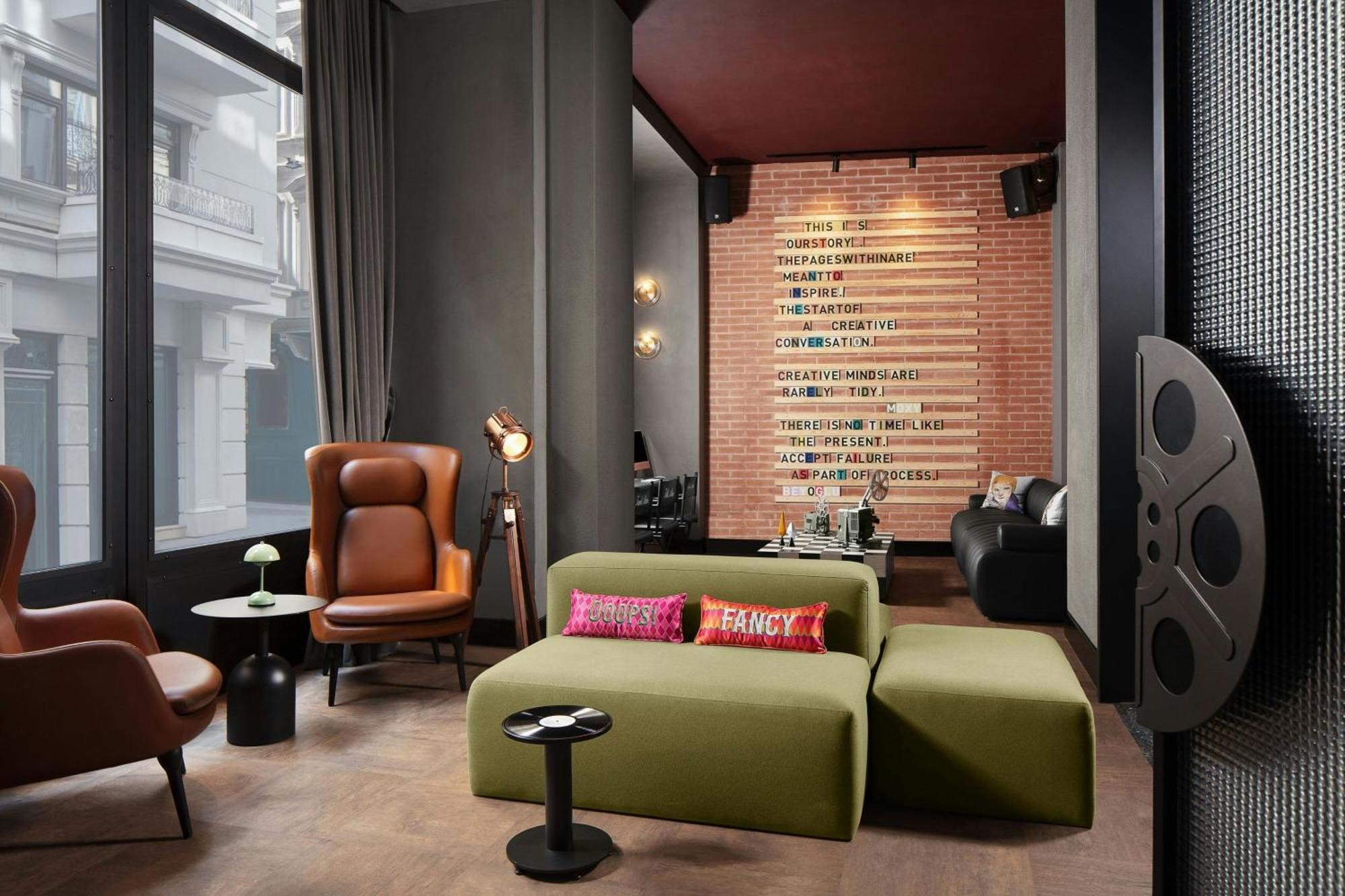 Moxy Taksim *