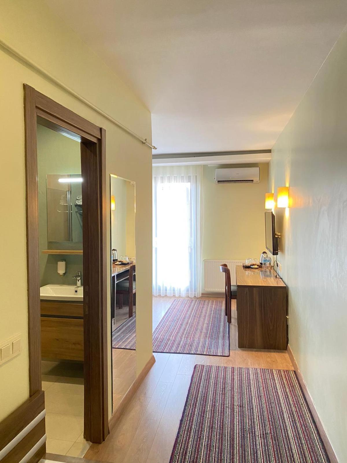 Numi Hotel